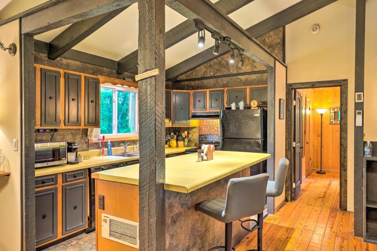 Stonewood Lodge Glenville Getaway With Deck! Exterior photo
